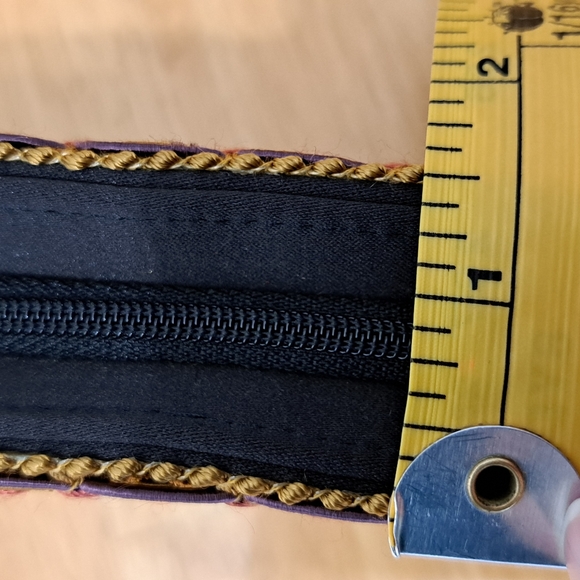 Lorren Bell Floral Tapestry Clutch with Faux Tortoiseshell Zipper Pull - Picture 10 of 10